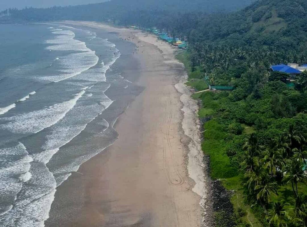 Discover 10 Best Beaches Near Nashik For Perfect Getaway Travelothon   Kashid Beach 1024x759 