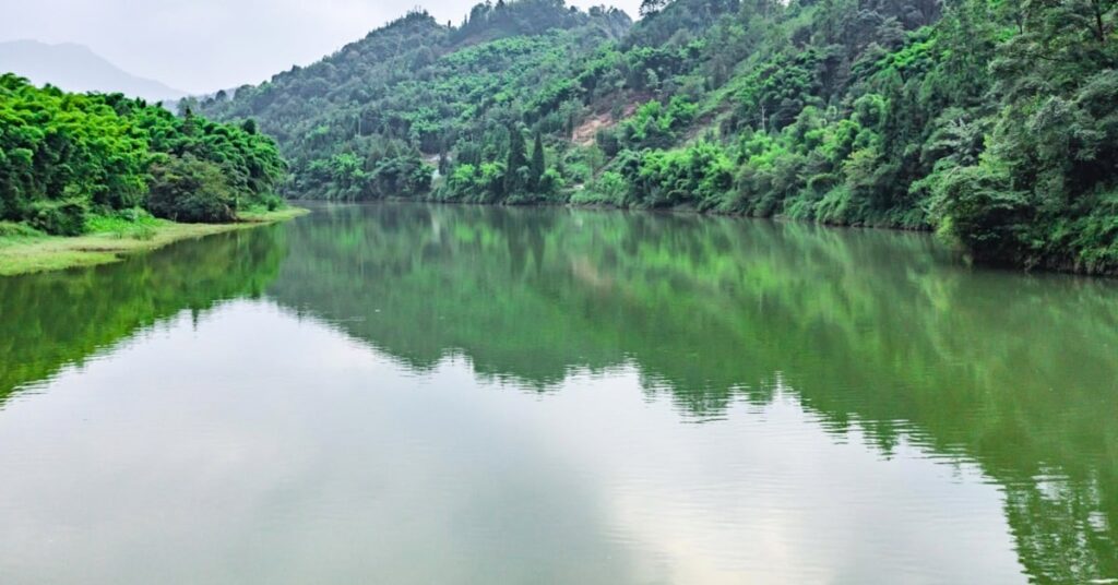 Largest Lakes In India