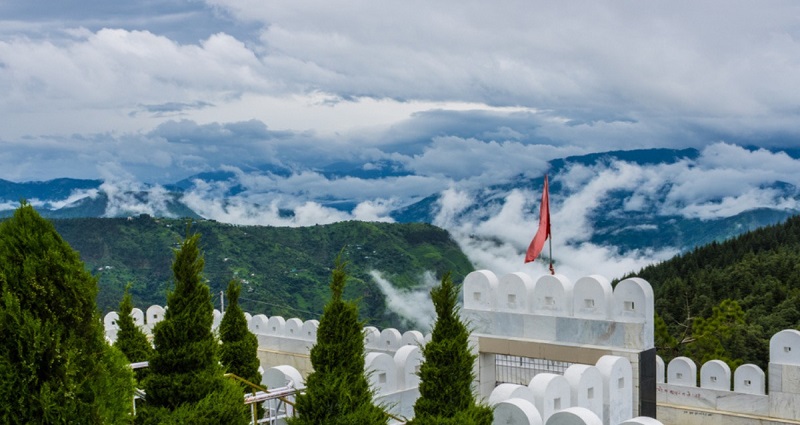 Chail:  Best Tourist Place In May