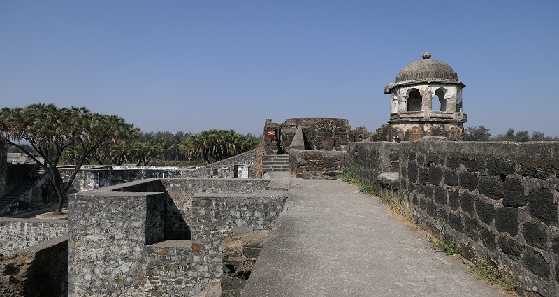 Palghar: Famous Shirgaon Fort