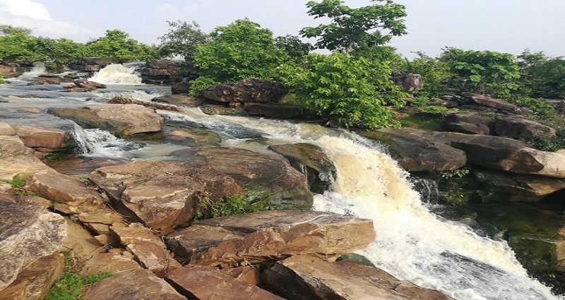 Discover 7 Mesmerizing Waterfalls In Uttar Pradesh • Travelothon