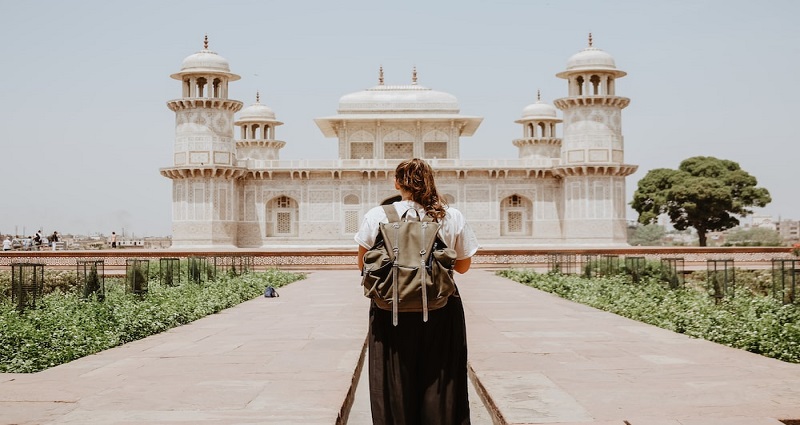 Female Solo Trip: How To Plan A Solo Trip To India From USA