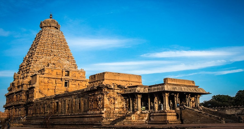 Brihadeeshwara Temple, Tanjavur is considered to be an important shiva temples in Tamil Nadu.