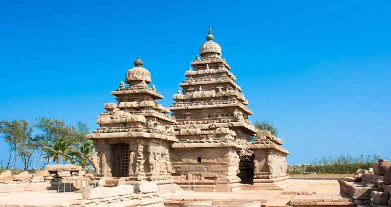Shore Temple, Mahabalipuram is one of the famous Lord Shiva temples in Tamil Nadu